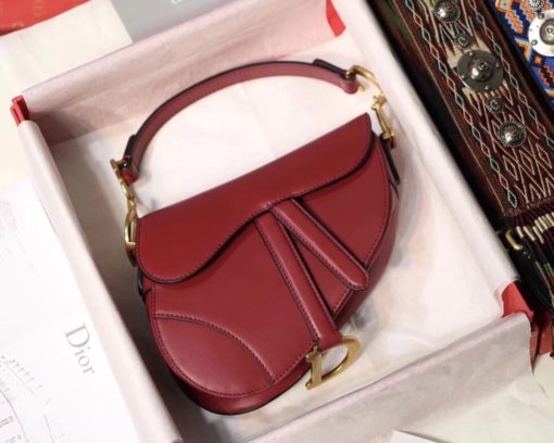 DIOR Saddle Shoulder Bag. Original Quality Bag. Authentic Style. Genuine Calf Leather. Metal Hardware. Authentic Packaging. Original Quality Dust Bag. | CRIS&COCO |