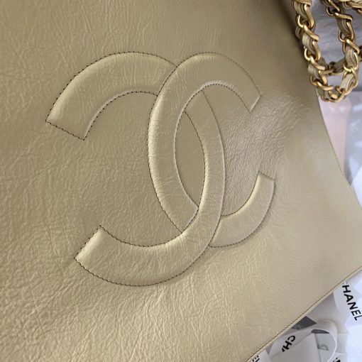 CHANEL Shopping Bag Tote 2020. Original Quality Bag. CHANEL Sales Box and Dust Bag. Booklet, Authenticity Card, Payment Slip. Exuding class and sophistication, the CHANEL Shopping Bag Tote 2020 boasts a real leather construction. Adorned with front logo detail and gold-tone metal hardware, it's the epitome of timeless style. | Cris and Coco Authentic Quality Bags and Luxury Accessories