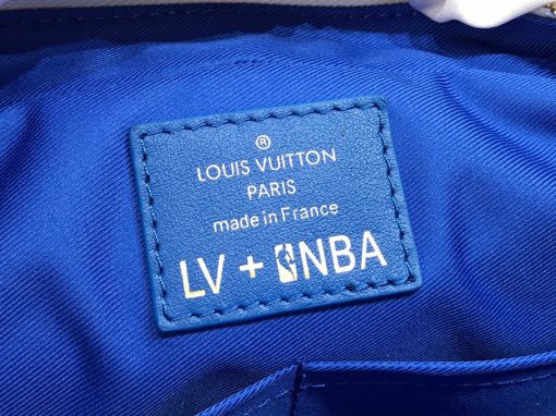 LOUIS VUITTON with NBA NIL Messenger. Original Quality Bag including gift box, care book, dust bag, authenticity card. Part of Virgil Abloh’s collaboration with the NBA, the Nil Messenger is made from Monogram canvas and features a leather NBA logo patch on its side. The bag’s adjustable leather strap ensures carrying comfort while two outside pockets and a back pocket give quick-and-easy access to belongings. | CRIS&COCO Authentic Quality Designer Bags and Luxury Accessories