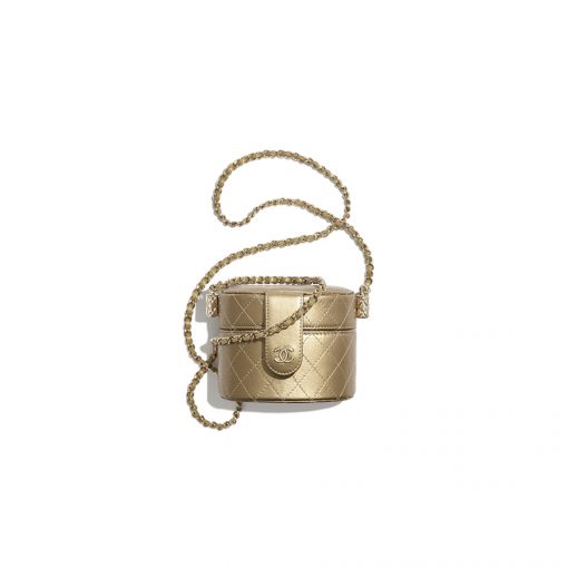 CHANEL Vintage Clutch with Chain. Original Quality Bag including gift box, care book, dust bag, authenticity card. Chanel Clutch with Chain crafted in lambskin & gold-tone metal. Available in two different sizes. | CRIS&COCO Authentic Quality Designer Bags and Luxury Accessories