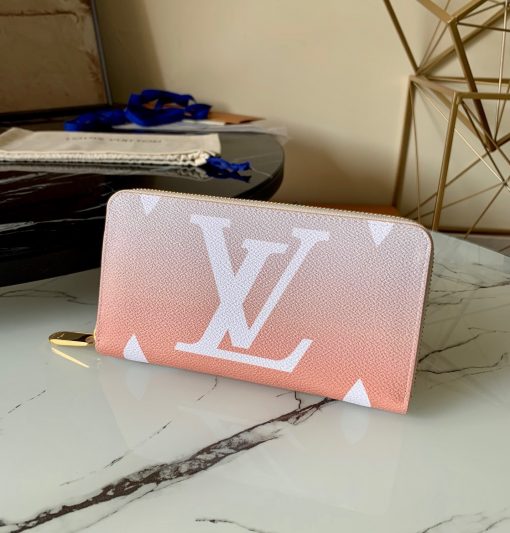 LOUIS VUITTON Zippy Wallet