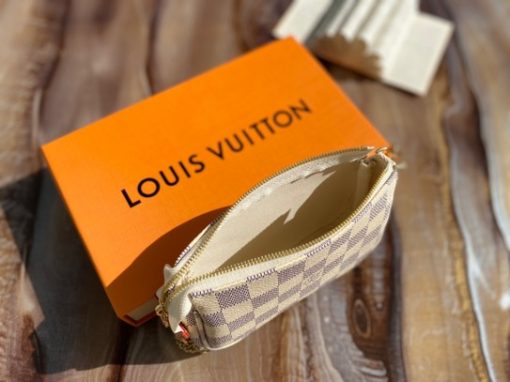 LOUIS VUITTON Mini Pochette Accessories