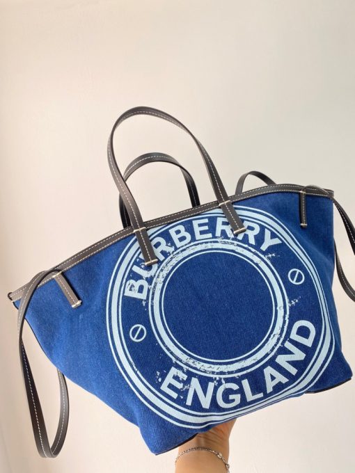 BURBERRY Beach Tote