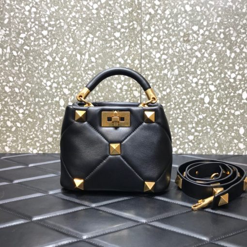 VALENTINO GARAVANI Roman Stud the Handle Bag.