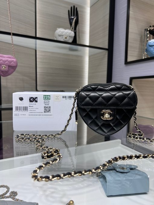 CHANEL Heart Clutch With Chain