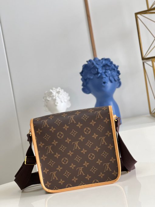 LOUIS VUITTON Bosphore PM Messenger Bag