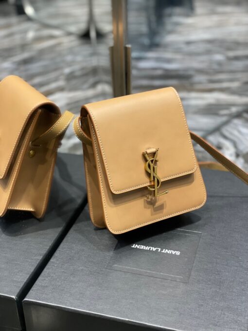 SAINT LAURENT Kaia North/South Shoulder Bag. Original Quality Bag including gift box, care book, dust bag, authenticity card. Saint Laurent's Kaia shoulder bag is named after model Kaia Gerber and was first introduced during the SS20 collection. Finished with refined gold-tone details, this elongated North/South iteration fastens with a magnetic closure and can be worn across the body or on the shoulder thanks to its adjustable strap. | CRIS&COCO Authentic Quality Designer Bags and Luxury Accessories