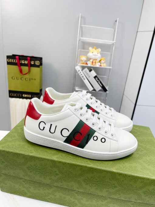 GUCCI Sneaker. Original Quality Sneaker including gift box, care book, dust bag, authenticity card. The classic low-top sneaker in leather with Web detail. These are so great that they would soon become a part of your every day wardrobe. | CRIS&COCO Authentic Quality Designer Bags and Luxury Accessories