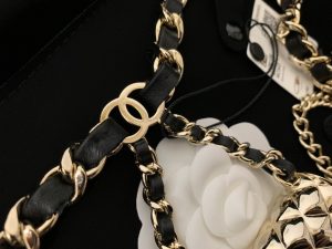 CHANEL Long Necklace. Authentic quality luxury bag crafted in genuine leather comes with authenticity card, dust bag and gift bag. Adorn yourself with timeless elegance. Introducing the exquisite CHANEL Long Necklace in a captivating combination of Gold, Black, and Pearly White, which proudly belongs to the esteemed Spring-Summer 2021 fashion collection. Meticulously designed and masterfully crafted, this stunning piece showcases the exceptional artistry and dedication synonymous with the iconic House of CHANEL. - KRIS + KIKO CHANEL Long Necklace. Authentic quality luxury bag crafted in genuine leather comes with authenticity card, dust bag and gift bag. Adorn yourself with timeless elegance. Introducing the exquisite CHANEL Long Necklace in a captivating combination of Gold, Black, and Pearly White, which proudly belongs to the esteemed Spring-Summer 2021 fashion collection. Meticulously designed and masterfully crafted, this stunning piece showcases the exceptional artistry and dedication synonymous with the iconic House of CHANEL.