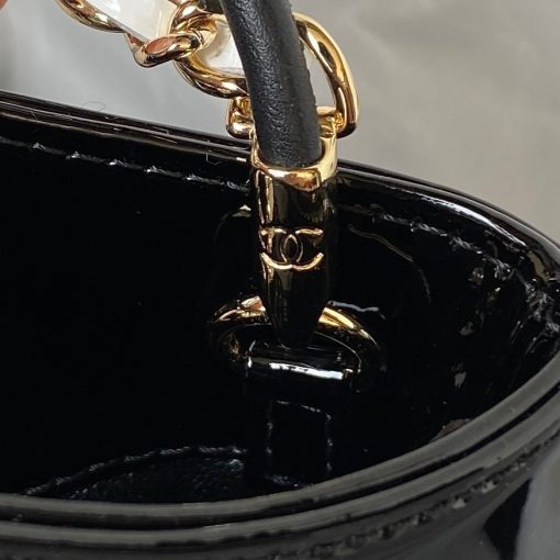 CHANEL 31 Shoulder Bag. Authentic quality luxury bag crafted in genuine leather comes with authenticity card, dust bag and gift bag. Elevate your style with versatility and elegance. Chanel's latest accessory launch for Fall, the Chanel 31, is both stylish and versatile. The name pays homage to Chanel's iconic address at 31 rue Cambon, while also cleverly playing on the French phrase "se mettre sur son 31" meaning to get dressed up. This bag stole the show at the recent F/W '18 show in Paris, as models clutched it, slung it across their bodies, and gripped it under their arms. The variety of ways to carry the bag demonstrates its extraordinary versatility.