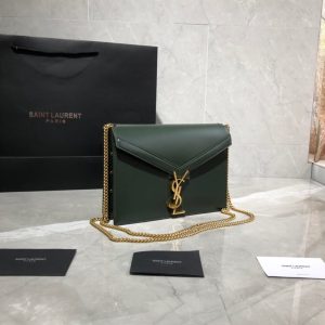 SAINT LAURENT Cassandra Monogram Chain Bag. Authentic quality luxury bag crafted in genuine leather comes with authenticity card, dust bag and gift bag. Embrace Timeless Elegance. The Cassandra shoulder bag exhibits unrivaled sophistication. Meticulously crafted from high-quality calf leather, it is adorned with exquisite metal-tone hardware, including purse feet that ensure its impeccable condition. The choice is yours—gracefully drape it over a shoulder or elegantly carry it in-hand. - KRIS + KIKO SAINT LAURENT Cassandra Monogram Chain Bag. Original Quality Bag including gift box, literature, dust bag, authenticity card. This Cassandra shoulder bag is a masterclass in refined elegance. Crafted in calf leather, it's punctuated with metal-tone hardware including purse feet to keep it in pristine condition. Whether you wear it over one shoulder or carried in-hand is up to you.