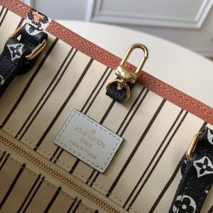 LOUIS VUITTON Onthego Monogram Tote Bag. Authentic quality luxury bag crafted in genuine leather comes with authenticity card, dust bag and gift bag. Style Meets Versatility. The precisely named Onthego tote bag effortlessly accompanies you for shopping, work, or a weekend getaway. Its spacious interior paired with the striking combination of an oversized Monogram pattern and Mini Monogram trim makes a bold fashion statement. The bag's Articulated Toron handles and two shoulder straps guarantee a comfortably stylish carry throughout the day. - KRIS + KIKO LOUIS VUITTON Onthego Monogram Tote Bag. Authentic quality luxury bag crafted in genuine leather comes with authenticity card, dust bag and gift bag. Style Meets Versatility. The precisely named Onthego tote bag effortlessly accompanies you for shopping, work, or a weekend getaway. Its spacious interior paired with the striking combination of an oversized Monogram pattern and Mini Monogram trim makes a bold fashion statement. The bag's Articulated Toron handles and two shoulder straps guarantee a comfortably stylish carry throughout the day.