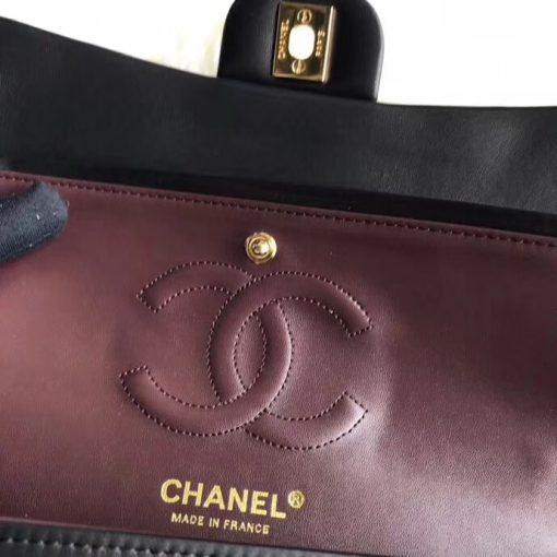 CHANEL Medium Classic Flap Bag. Authentic quality luxury bag crafted in genuine leather comes with authenticity card, dust bag and gift bag. Style meets Value, Flawlessly. Whether you are a youthful celebrity seeking to flaunt a glamorous mini bag amidst the watchful eyes of the paparazzi, or a successful professional in search of a spacious day bag that exudes confidence, the Classic Flap offers a myriad of sizes, colors, and styles to cater to your specific needs. Notably, these bags have proven to retain their value enduringly throughout the years.