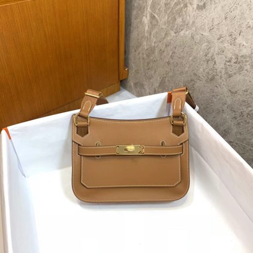 HERMÈS Jypsiere Mini Bag. Authentic quality luxury bag crafted in genuine leather comes with authenticity card, dust bag and gift bag. Embrace Wanderlust with the Jypsière - Where Bohemian Chic Meets Timeless Adventure. The Jypsière, a charming combination of a bohemian saddlebag and a gipsy game-bag, skillfully blends the timeless appeal of a hunting bag with the iconic Birkin style. Featuring convenient pockets and detachable straps, along with its distinctive girths and tabs, this whimsical accessory is perfect for globetrotters who love to let their imagination roam freely.