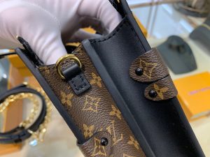 LOUIS VUITTON Trunk Clutch. Authentic quality luxury bag crafted in genuine leather comes with authenticity card, dust bag and gift bag. Style meets functionality in perfect harmony. The Trunk Clutch, designed with a soft-sided silhouette, pays homage to the rich heritage of the House, showcasing exquisite details reminiscent of the iconic LOUIS VUITTON luggage. Crafted in supple yet firm Monogram and Monogram Reverse canvas, this clutch effortlessly combines style with practicality, offering ample space to carry your everyday essentials. Its lightweight nature adds to its charm, making it an essential accessory. Additionally, the clutch features a detachable chain-and-leather strap, providing you with multiple carrying options for this fashionable and distinctive masterpiece. - KRIS + KIKO LOUIS VUITTON Trunk Clutch. Original Quality Clutch including gift box, care book, dust bag, authenticity card. The soft-sided LOUIS VUITTON Trunk Clutch nods to House heritage with a host of details inspired by Louis Vuitton luggage. Supple yet structured, in Monogram and Monogram Reverse canvas, it is also lightweight, with room enough for everyday essentials. A removable chain-and-leather strap multiplies the carry options for this trendy, signature piece.