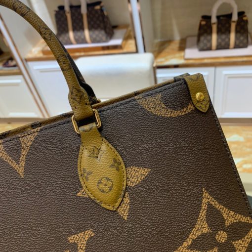 LOUIS VUITTON Onthego MM. Authentic quality luxury bag crafted in genuine leather comes with authenticity card, dust bag and gift bag. Unleashing the Power of Style and Convenience. Introducing the remarkable Onthego MM - a true epitome of efficiency, designed to effortlessly accommodate the needs of a busy woman, whether it be for work or shopping. With its capacious interior, it ensures ample space for all her essentials. The bag boasts a timeless combination of classic Monogram canvas on one side and Monogram Reverse on the other, essentially granting the luxury of owning two exquisite bags in one. Its twin Toron top handles along with two adjustable shoulder straps allow for various carrying styles, providing unprecedented versatility.
