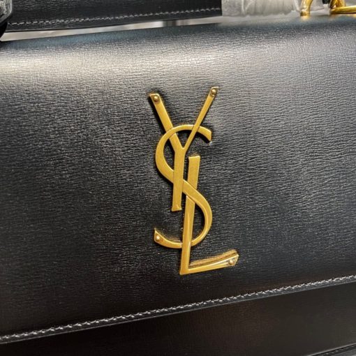 SAINT LAURENT Sunset Medium Chain Bag. Authentic quality luxury bag crafted in genuine leather comes with authenticity card, dust bag and gift bag. Effortlessly stylish and always on the move. The medium Sunset shoulder bag from SAINT LAURENT is the ideal choice for busy, on-the-go girls. Made with smooth leather, this versatile accessory can be worn across the body or on the shoulder, allowing you to style it however you prefer. Featuring a front flap with a magnetic snap closure adorned with the iconic YSL signature, this Cassandre bag also includes side gussets and a leather-encased key ring for added convenience.