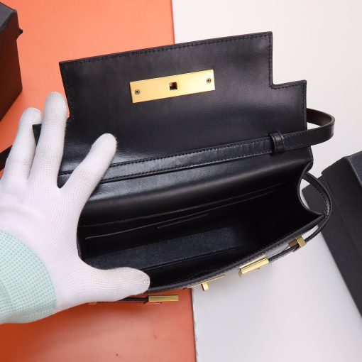 SAINT LAURENT Manhattan Small Shoulder Bag In Box. Authentic quality luxury bag crafted in genuine leather comes with authenticity card, dust bag and gift bag. Discover Your Dream Bag, Just One Click Away! No need to travel far and wide in search of your dream bag - the YSL Manhattan shoulder bag is readily available with just a simple click. Crafted from high-quality calf leather, this exquisite bag awaits you. It showcases a small flap on top, complete with compression tabs on the sides and a customizable, detachable shoulder strap. Don't hesitate any longer - make this magnificent shoulder bag yours today.