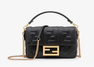 FENDI Baguette Mini. Authentic quality luxury bag crafted in genuine leather comes with authenticity card, dust bag and gift bag. The Resurgence of Elegance. The iconic Baguette bag by Fendi, which was originally created in 1997, is making a triumphant comeback amid the ongoing trend for all things from the Nineties era. This coveted bag quickly surpassed previous bag trends, becoming a phenomenon that had women yearning to possess as many designs as possible. Unlike the timeless classics such as Chanel's 2.55 and Hermes' Kelly and Birkin styles, the Baguette was a fresh and fashion-forward creation, offering both high-end elegance and trendiness.t-6.41.34-PM - KRIS + KIKO FENDI Baguette Mini. Authentic quality luxury bag crafted in genuine leather comes with authenticity card, dust bag and gift bag. The Resurgence of Elegance. The iconic Baguette bag by Fendi, which was originally created in 1997, is making a triumphant comeback amid the ongoing trend for all things from the Nineties era. This coveted bag quickly surpassed previous bag trends, becoming a phenomenon that had women yearning to possess as many designs as possible. Unlike the timeless classics such as Chanel's 2.55 and Hermes' Kelly and Birkin styles, the Baguette was a fresh and fashion-forward creation, offering both high-end elegance and trendiness.