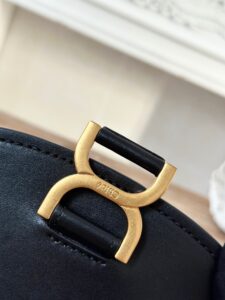 CHLOÉ Marcie Chain Flap Bag. Authentic quality luxury bag crafted in genuine leather comes with authenticity card, dust bag and gift bag. Elevating Iconic Elegance: Marcie Line Redefined. Experience a fresh take on Chloé's iconic Marcie line with this exquisite chain flap bag, meticulously crafted from a captivating blend of nappa lambskin, grained calfskin, and sumptuous suede. The line's signature hardware undergoes a graceful transformation, now adorned with Chloé's engraved jewelry hallmark, adorning the flap with sophistication. An intricately hand-braided top handle pays homage to another hallmark Marcie feature, while a gracefully extended chain strap adds a refined touch. Whether you choose to drape it over your shoulder or wear it cross-body during the day, or opt to detach the strap and carry it by hand for a sophisticated evening ensemble, this flap bag is a versatile masterpiece. Chloé's Marcie bag line effortlessly melds a feminine aesthetic with the free-spirited vibe of the '70s. An equestrian-inspired allure takes center stage, elevated by the allure of gleaming gold-toned hardware, resulting in a distinctly feminine yet timelessly chic look.