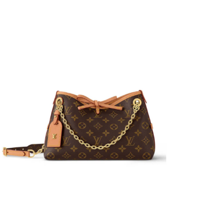 LOUIS VUITTON CarryAll BB. Authentic quality luxury bag crafted in genuine leather comes with authenticity card, dust bag and gift bag. Effortless Elegance, Day to Night – The CarryAll BB Reimagined. The iconic CarryAll BB returns this season with a stylish twist, perfect for transitioning from day to evening. Expertly crafted from the House’s signature Monogram canvas, it’s elevated with a gleaming gold-toned chain adorned with Monogram Flowers. Thoughtful details like the contrasting leather name tag and matching lace closure add a refined touch. Inside, a zipped pocket offers a convenient spot to keep your everyday essentials—like a credit card—close at hand.
